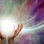 Reiki: energia e guarigione secondo la tradizione giapponese